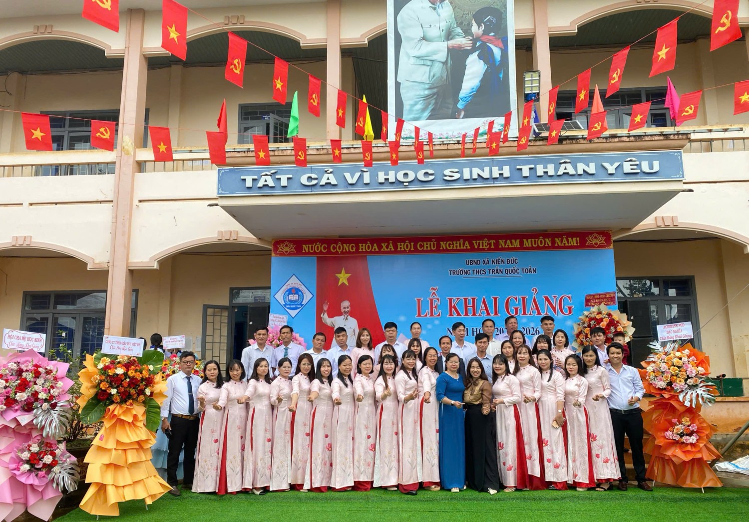 Giới thiệu về THCS Trần Quốc Toản