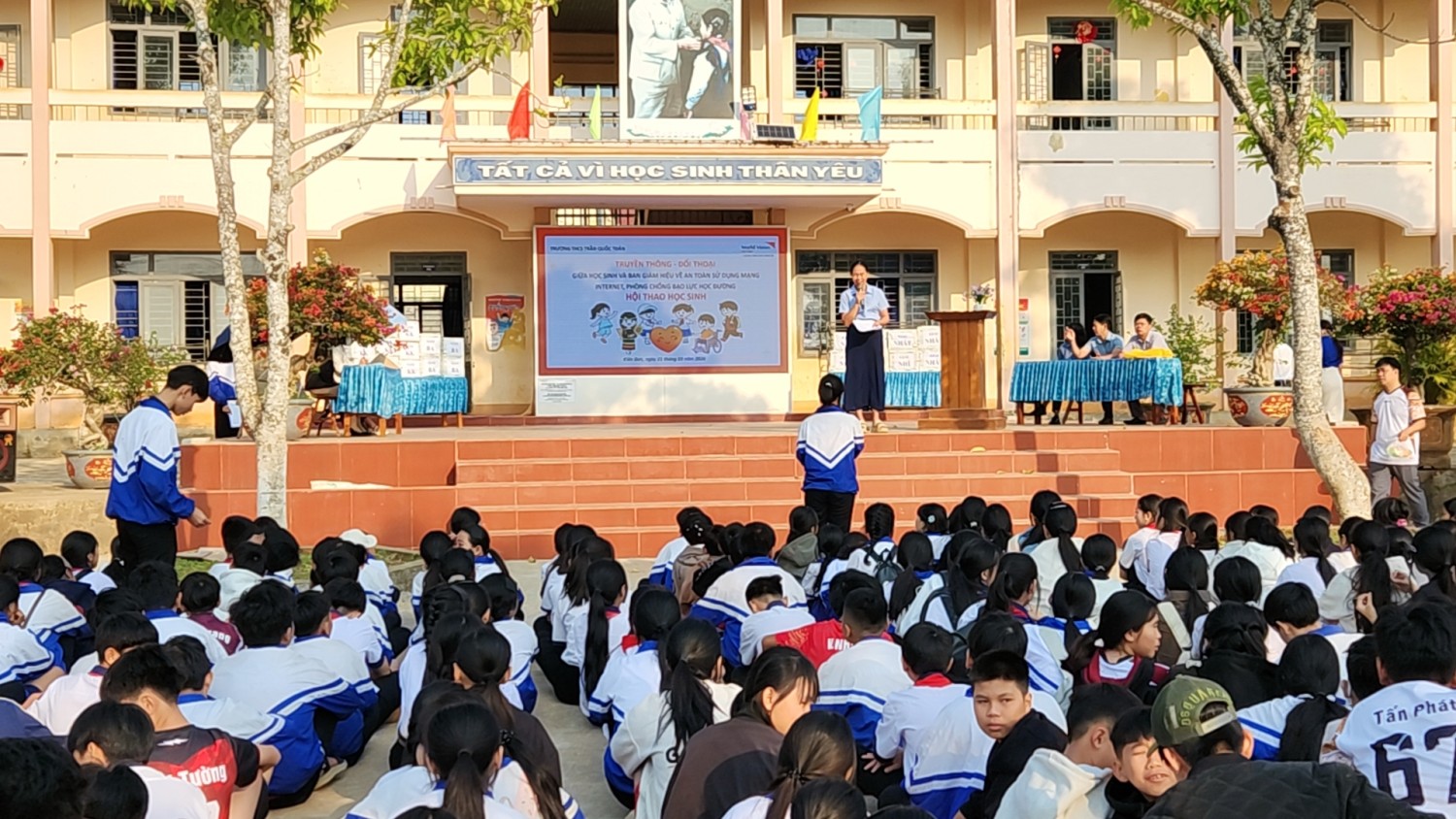 Hoạt Động chào mừng ngày thành lập đoàn